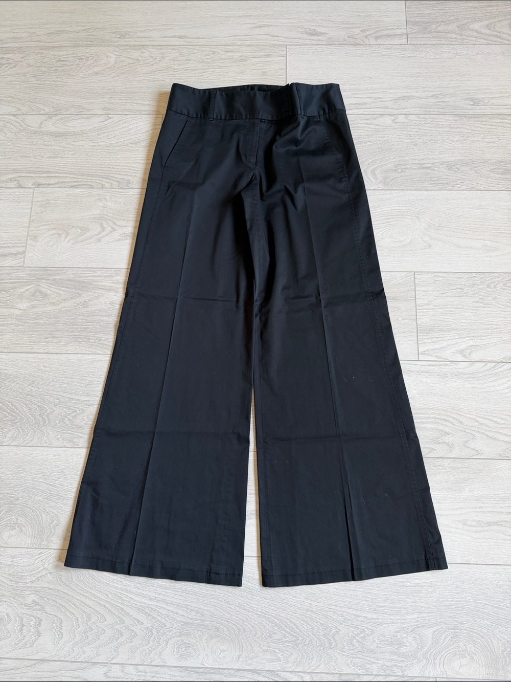 BCBGMaxAzria Black Wide-Leg Dress Pants